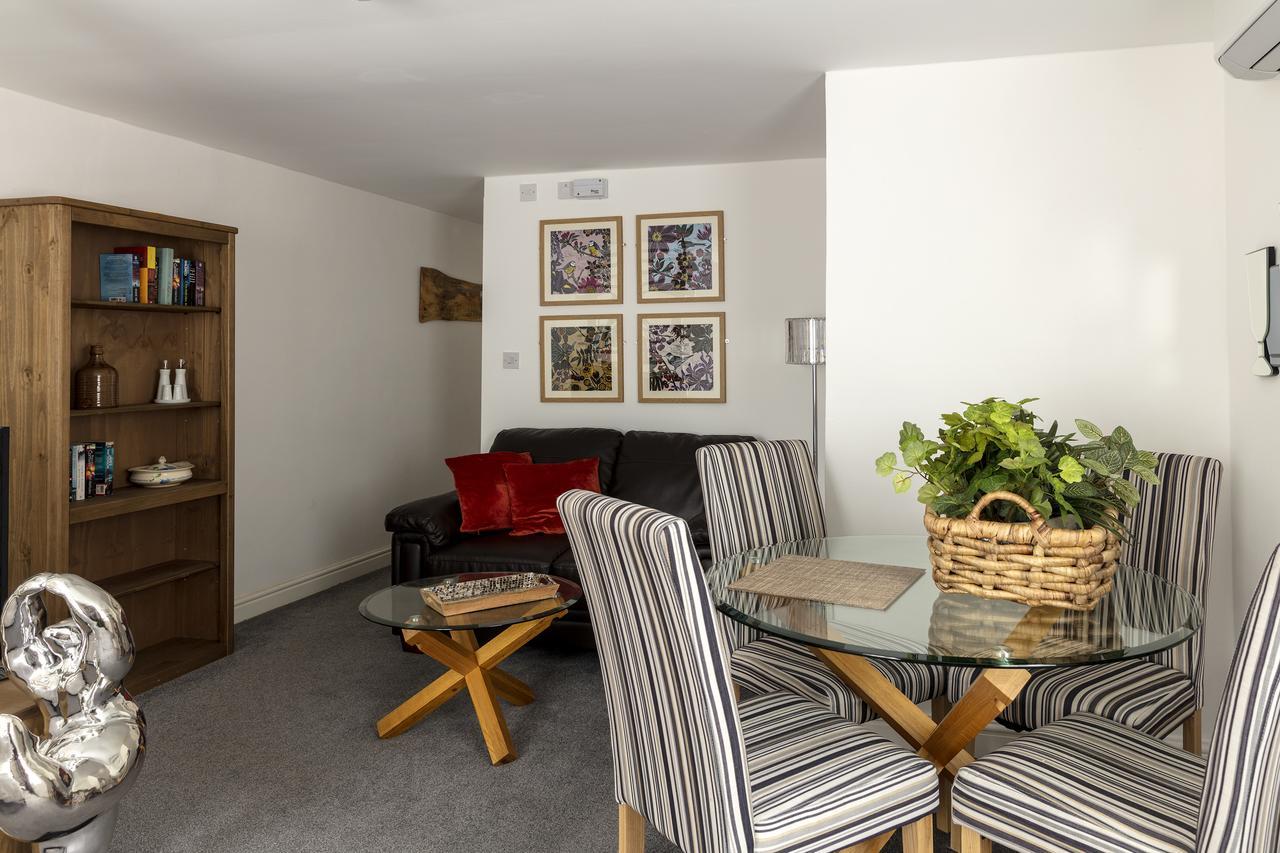 River Court Apartments Lets Cambridge-i reptér Kültér fotó